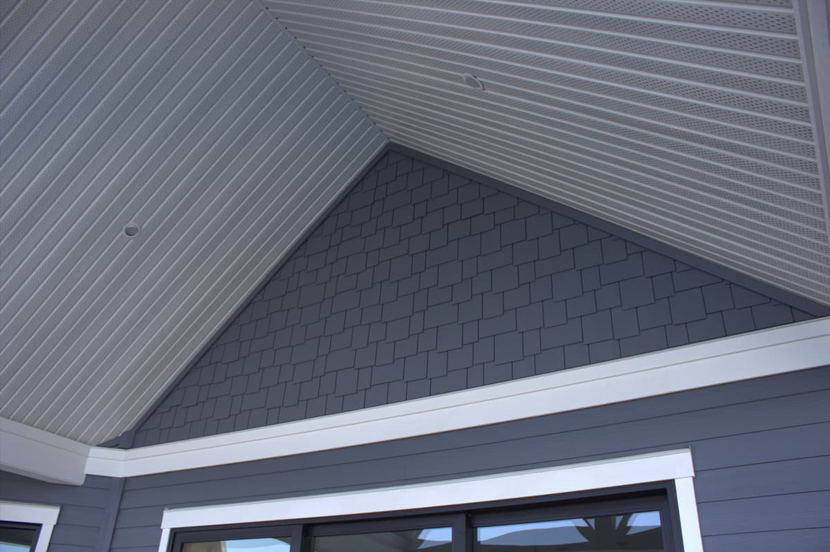 Hardie shake gable detail with ventilated soffit